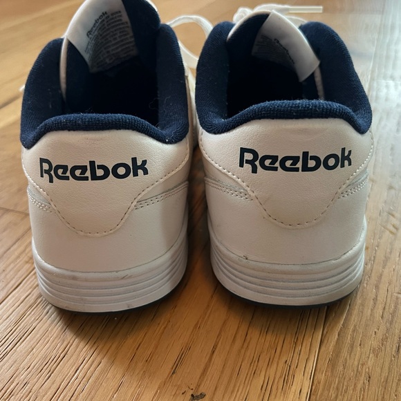 { reebok } men’s sneakers, size 11 - Picture 2 of 6